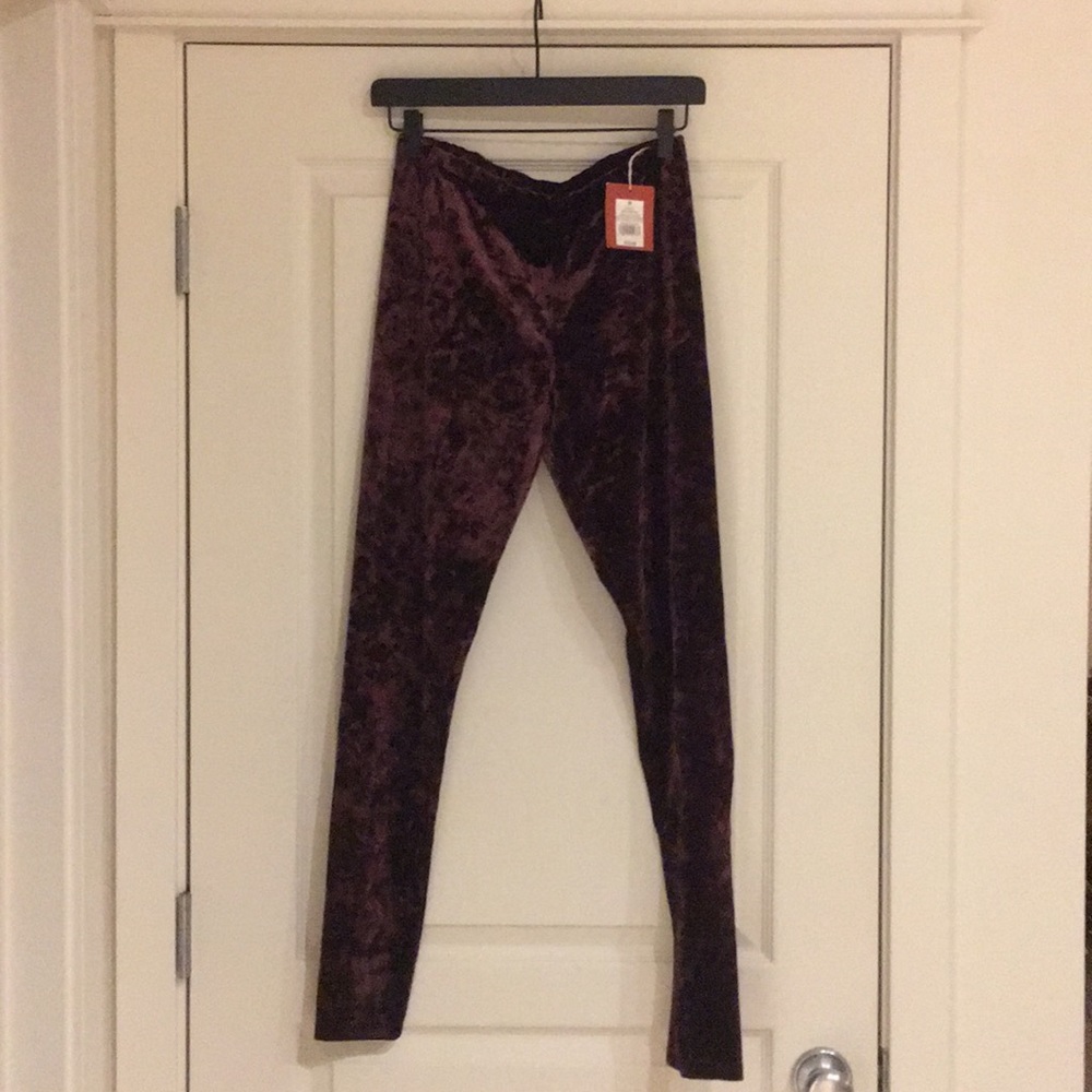 Crushed velvet leggings
